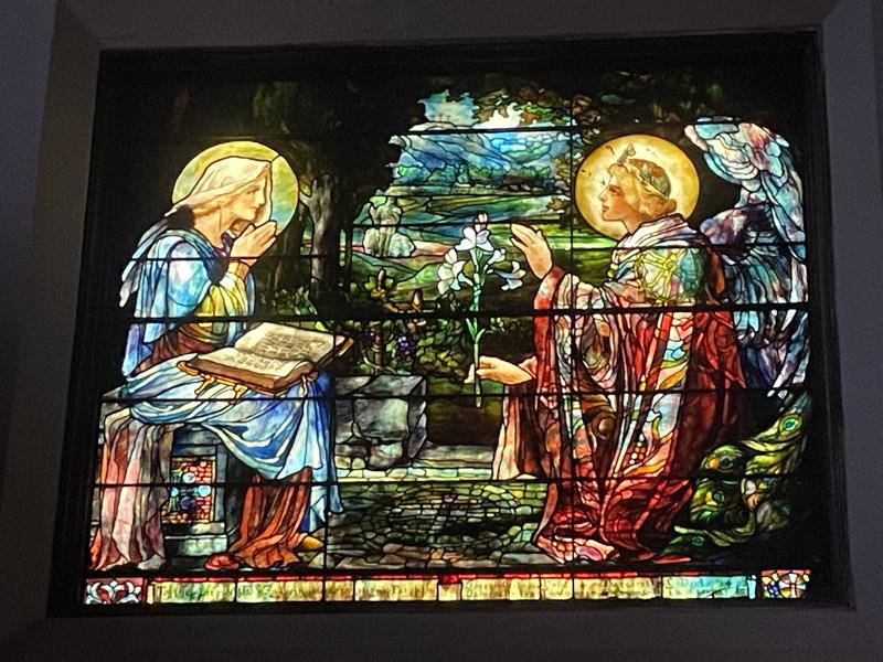 Hoyt and Thompson Memorial Window:  The Annunciation
