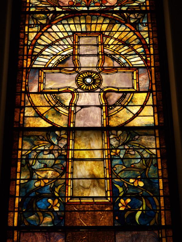 Humphrey Memorial Window:  ornamental with cross