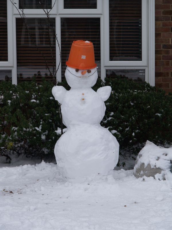 snow man, Roseford Road, Cambridge, England