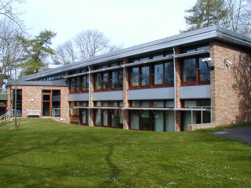 university: Madingley Road: Hoyle Building, Institute of Astronomy (Annand and Mustoe)