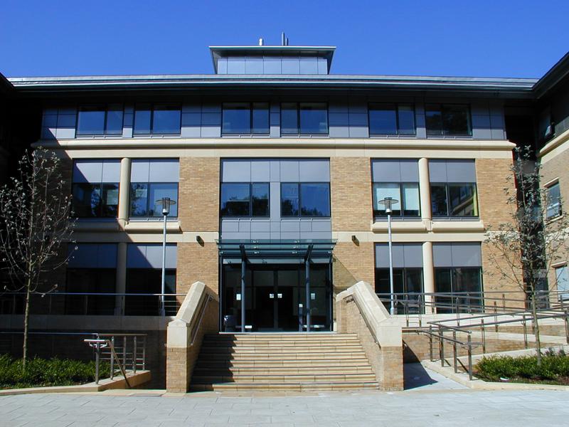 university: Tennis Court Road: Gurdon Institute (R H Partnership)