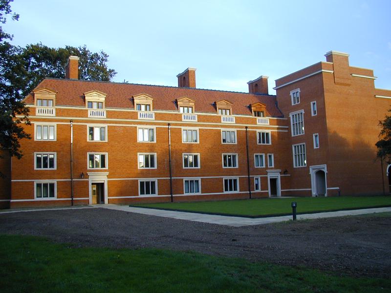 Selwyn College: West Road: Ann's Court (Porphyrios Associates, CMC Architects)