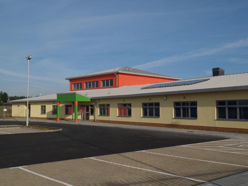 Orchard Park Community Primary School: Ring Fort Road (Mouchel Parkman)
