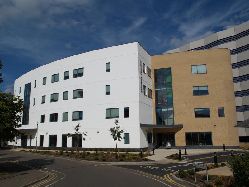 Cambridge Regional College: Richard Howe Way: Deakin Learning Centre (Broadway Malyan)