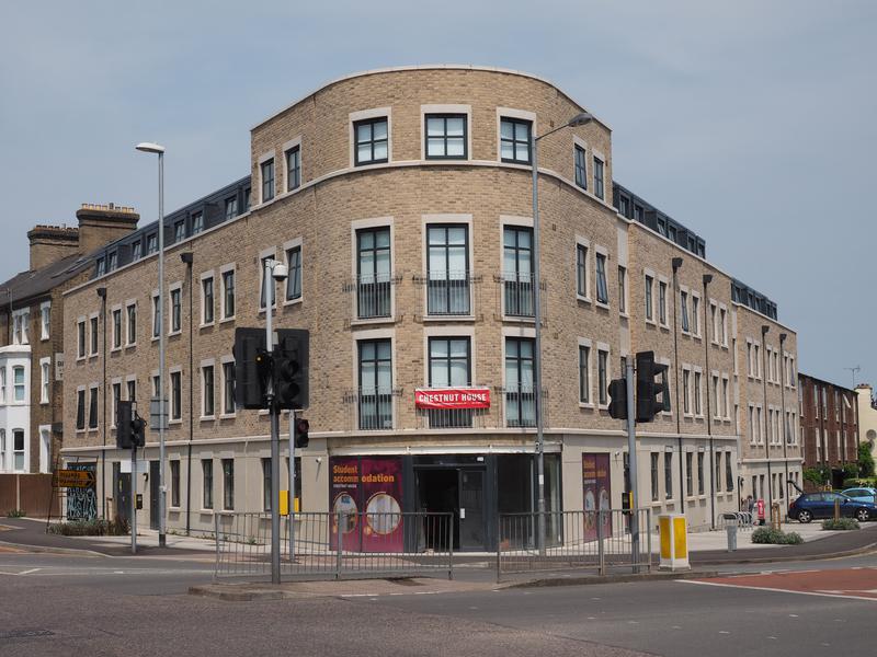 Histon Road: Chestnut House, 3