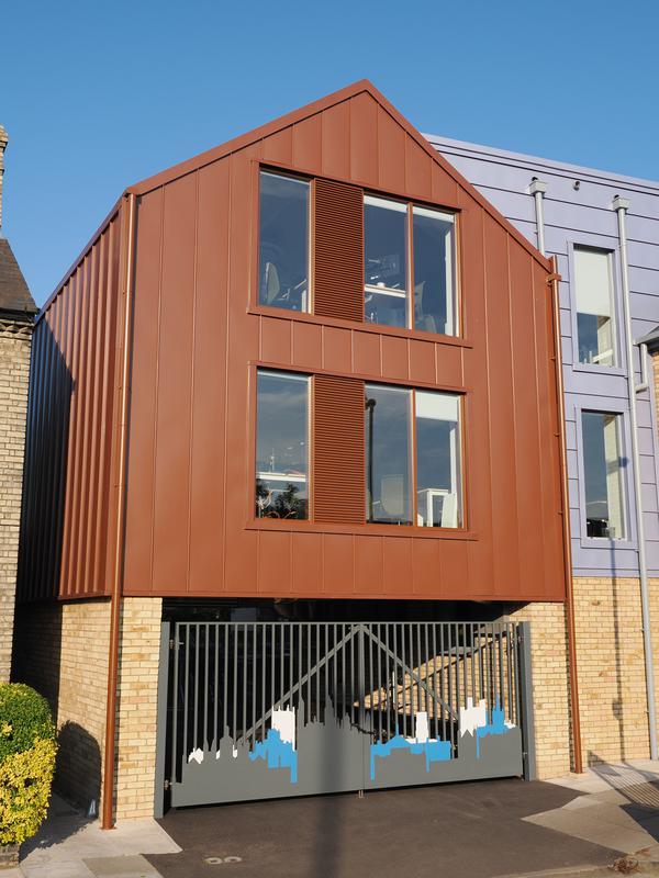 Newmarket Road: Eastern Gate House, 119 (Saunders Boston)