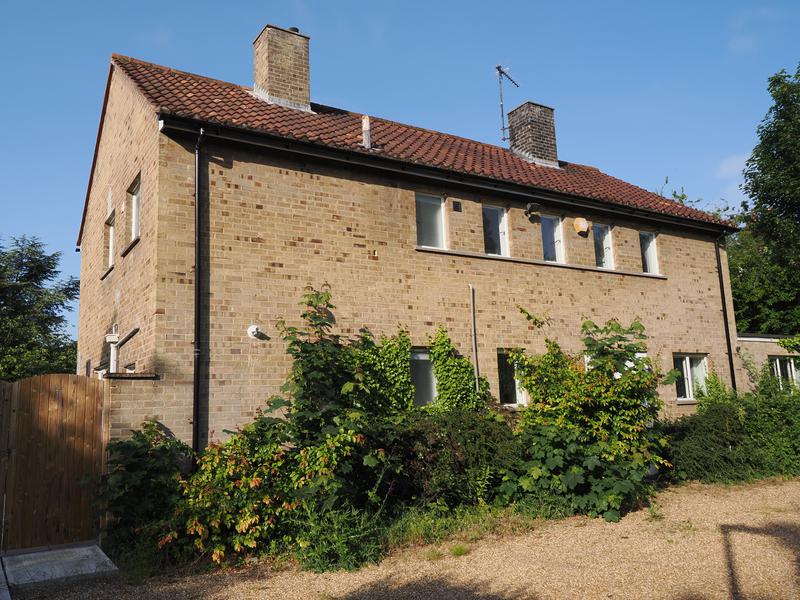 Churchill College: Storey's Way: 68 (David Roberts)