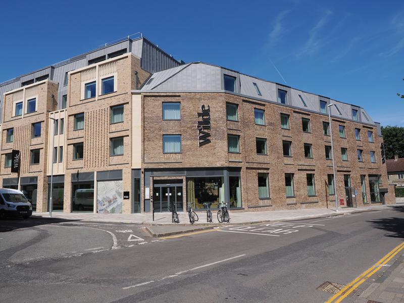 Round Church Street: Wilde Aparthotel (Dexter Moren Associates)