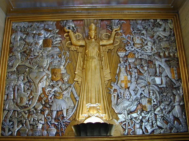 London, England: 120 Fleet Street (former Daily Express Building): east wall sculpture (1932, designed by Robert Atkinson)