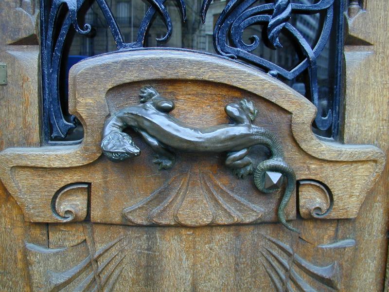 Paris, France: 29 Avenue Rapp: lizard on door (art nouveau, 1901, architect Jules Lavirotte)
