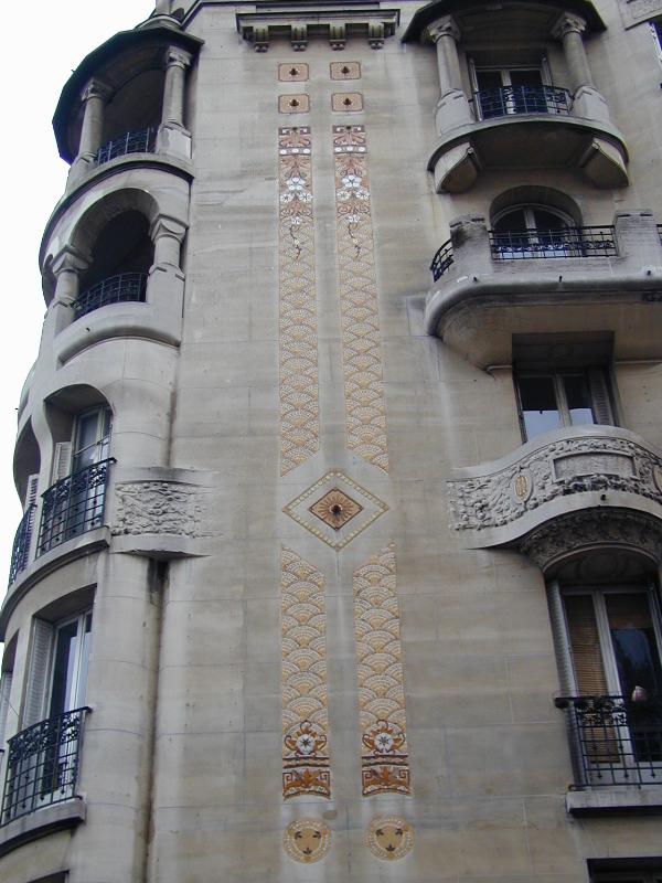 Paris, France: 1 Rue Boulard: wall decoration (1900)
