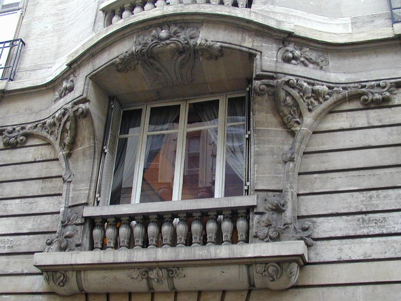 Paris, France: 134 Rue de Grenelle: window (1903, architect Jules Lavirotte)