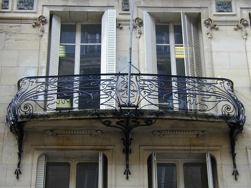 Paris, France: Lycee Leonardo da Vinci, 12 Rue Sedillot: balcony (1899, architect Jules Lavirotte)