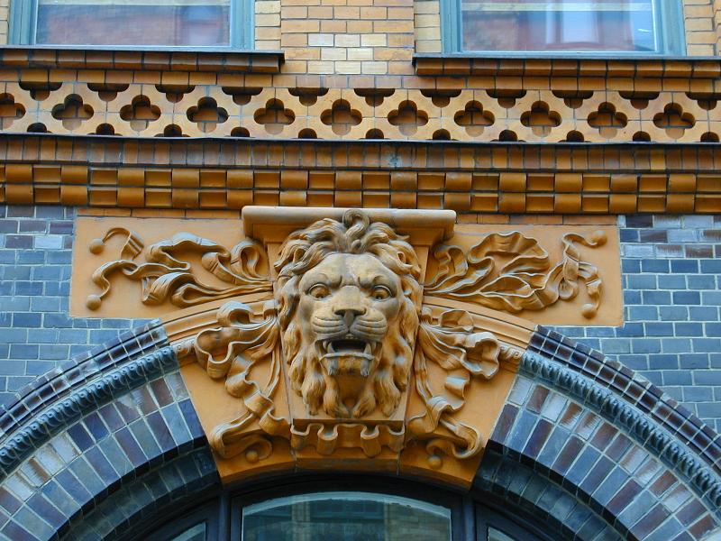 Goeteborg (Gothenburg), Sweden: 23 Storgatan: lion's head