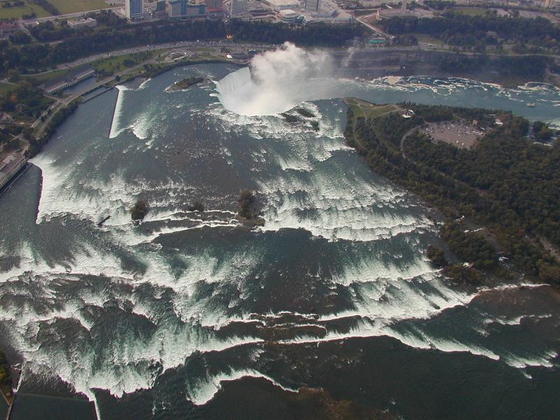 Niagara Falls, Ontario, Canada: Canadian (Horseshoe) Falls: aerial view upstream