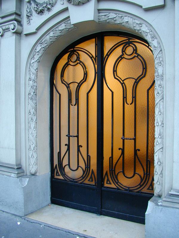 Paris, France: 41 Rue Brancion: door (1924, architect Boutterin and Landes)