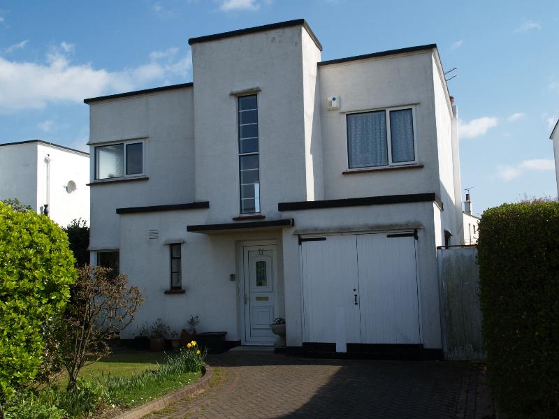 Frinton-on-Sea, England: Graces Walk: 11, Thalia (1935-1938, J.T. Shelton)