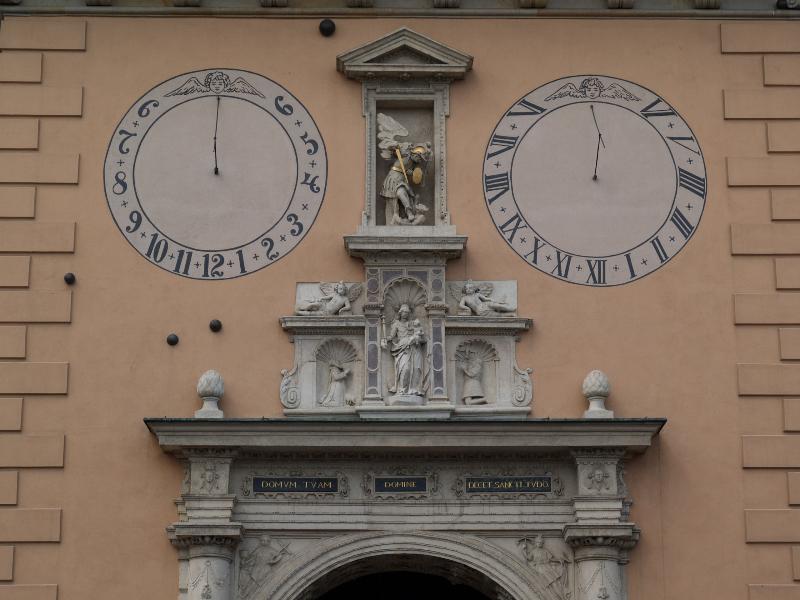 Czestochowa, Poland: Jasna Gora: basilica entrance facade
