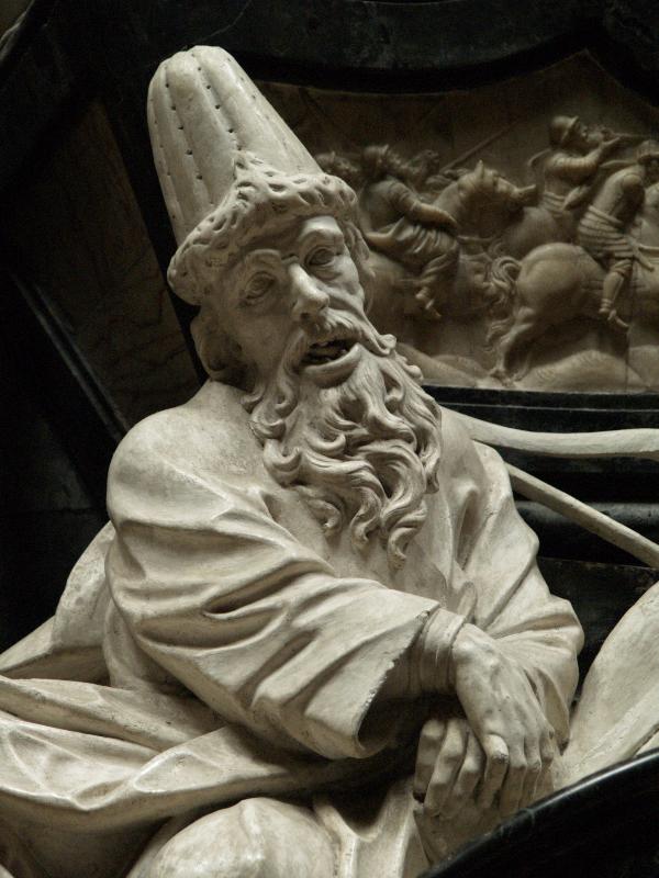 Krakow (Cracow), Poland: Wawel Hill: cathedral ambulatory sculpture detail