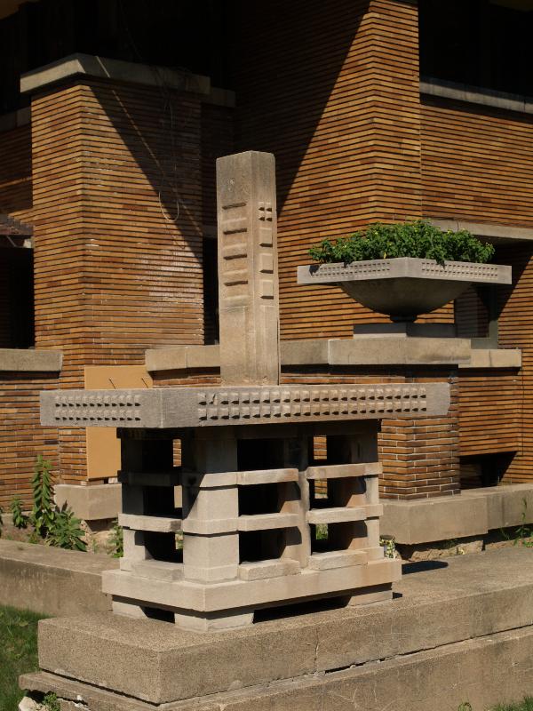 Buffalo, New York (NY): Darwin D. Martin House: 'martin house' roof top ornament (now on ground) (1904-1906, architect Frank Lloyd Wright)