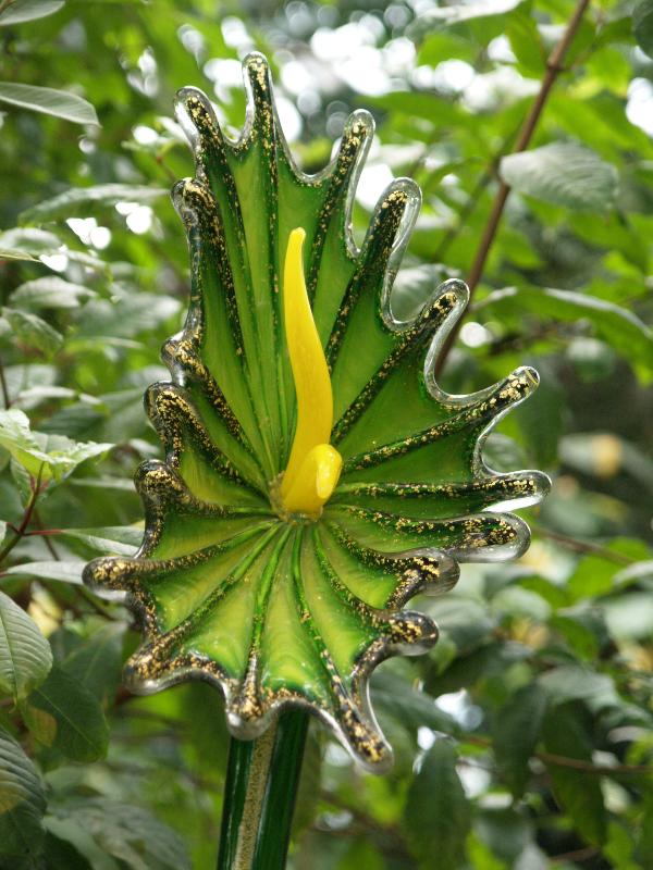 London, England: Kew Gardens: green 'Ikebana' (glass artist Dale Chihuly)