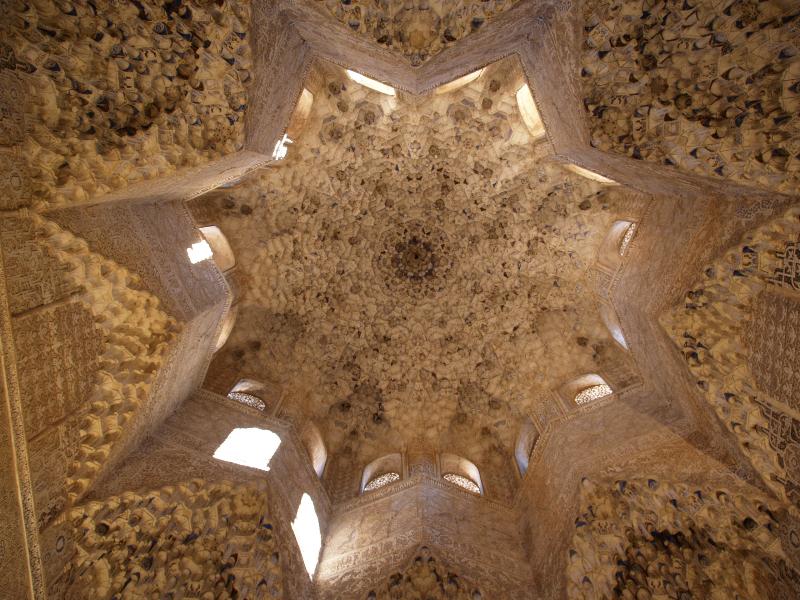 Granada, Spain: Alhambra: Sala de los Abencerrajes (Hall of the Abencerrajes), Mocarabe cupola