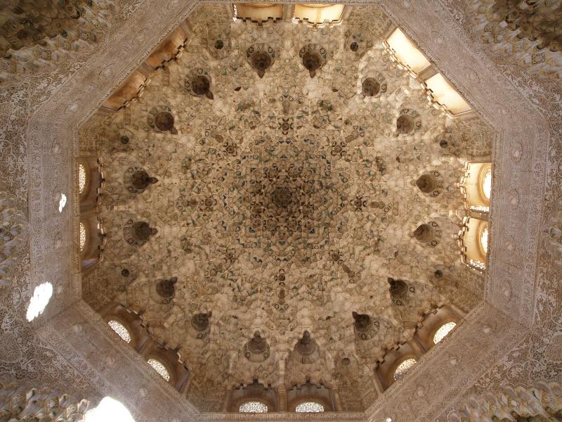 Granada, Spain: Alhambra: Sala de dos Hermanas (Hall of the Two Sisters), Mocarabe cupola