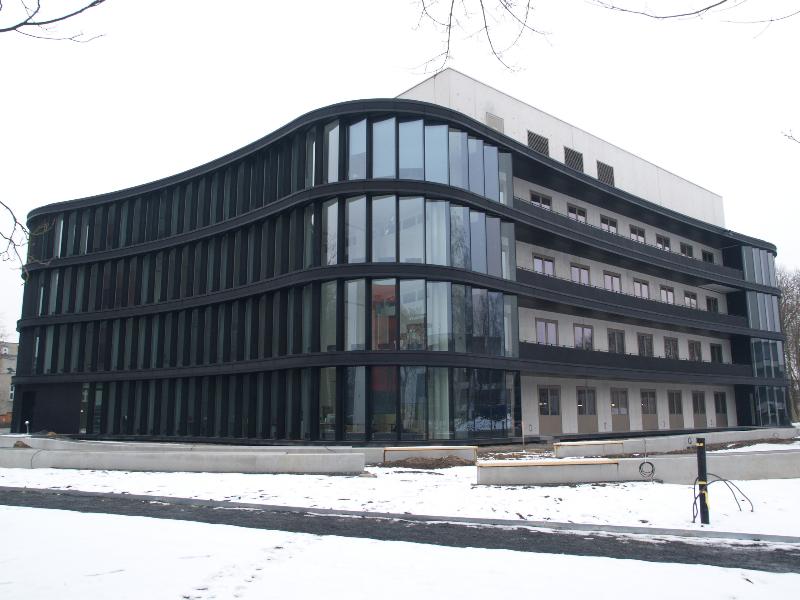 Berlin, Germany: Max-Delbruck-Centrum fur Molekulare Medizin Berlin-Buch (MDC), Timofejew Ressowski-Haus: view (2005, architect Staab Architekten)