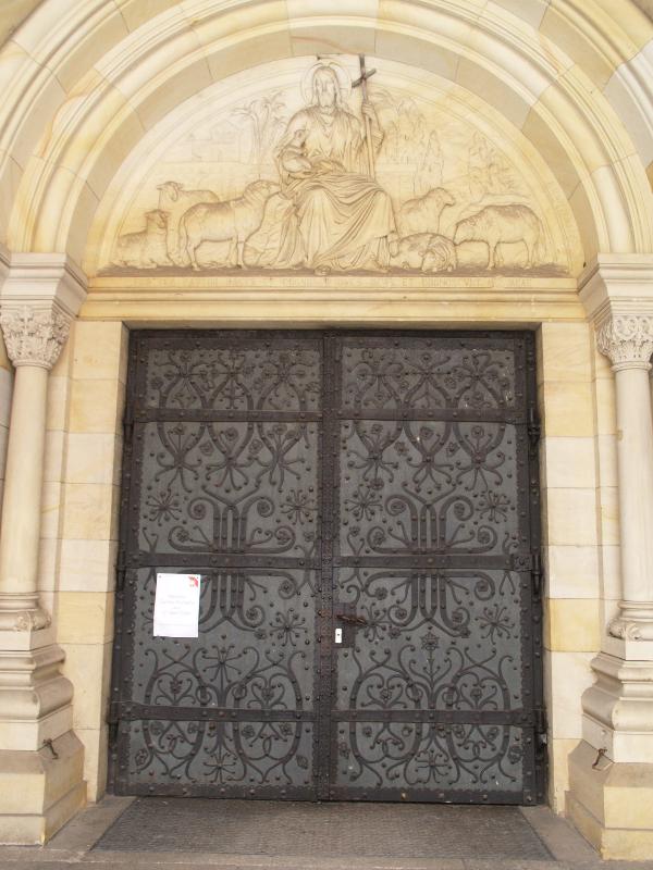 Berlin, Germany: Katholische Kirchengemeinde Herz Jesu (Fehrbelliner Strasse): door (1897-1898, architect Christoph Hehl)