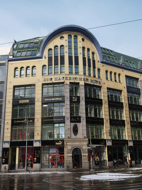 Berlin, Germany: Die Hackeschen (Hackesche) Hoefe (Rosenthaler Strasse): facade (1905-1907, architects Kurt Bendt and August Endell)