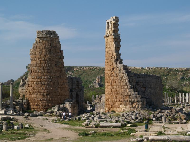 Perge, Turkey: Hellenistic Gate: towers (2nd century BC)