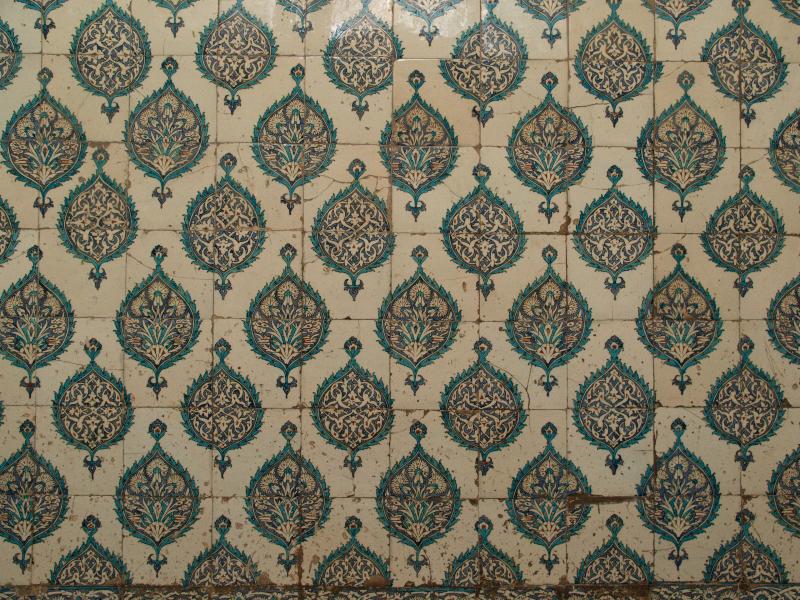 Istanbul, Turkey: Topkapi Palace Harem (Sogukceshme Sokak): entrance (Iznik) tiles