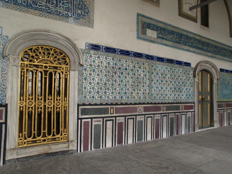 Istanbul, Turkey: Topkapi Palace (Sarayi), Sacred Safekeeping Rooms (Hirka-i Saadet): window and (Iznik) tiles