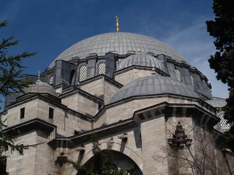 Istanbul, Turkey: Suleymaniye Camii (Mosque): domes from outside (1550-1557, architect Mimar Sinan)