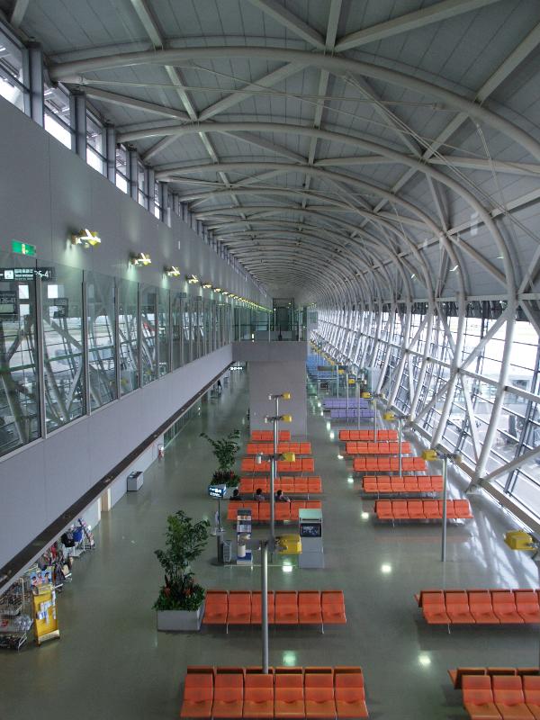 Osaka, Japan: Kansai International Airport: interior (1990-1994, architect Renzo Piano)