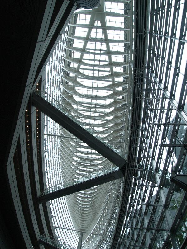 Tokyo, Japan: Tokyo International Forum: roof structure (1996, architect Rafael Vinoly)
