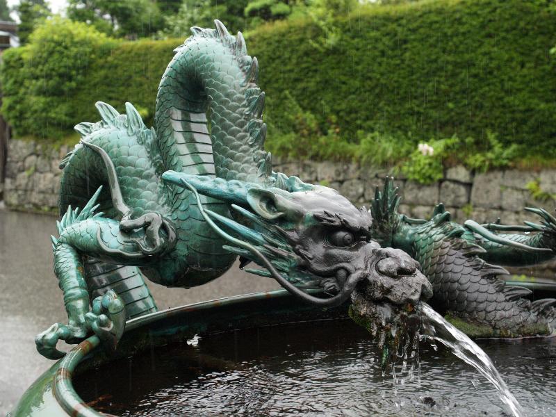 Nikko, Japan: Rinno-ji Temple: dragon fountain (in rain)