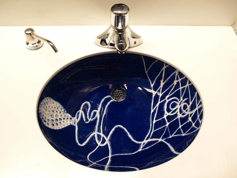 Northampton, Massachusetts (MA): Smith College: Museum of Art, women's restroom sink (decorated with sea creature and net) (2002, 'Catching the Drift', Ellen Driscoll)