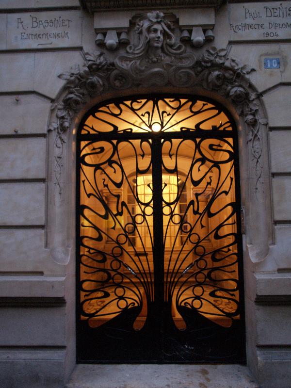 Paris, France: 10 Rue Valentin Hauy: door (art nouveau, 1904, architect Paul Denis)