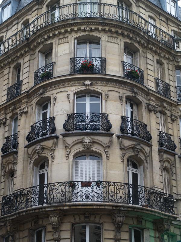 Paris, France: 60 Rue Lecourbe: facade (1900, architect Henri Ragache)