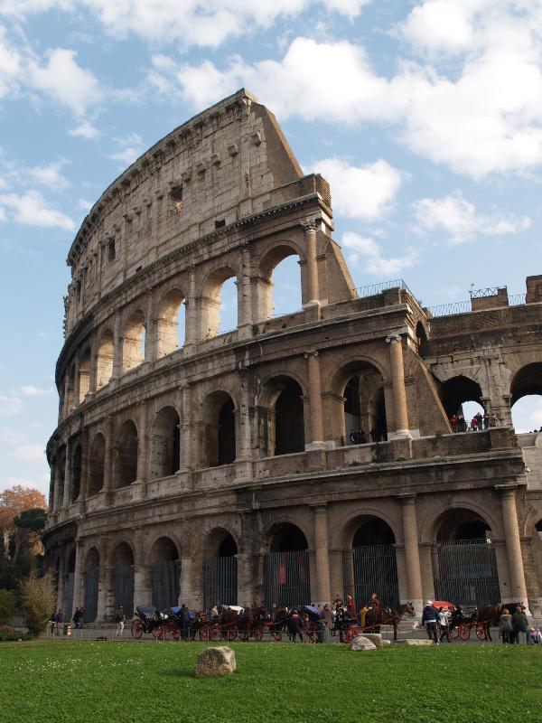 Rome, Italy: Colosseo (Colosseum): exterior view
