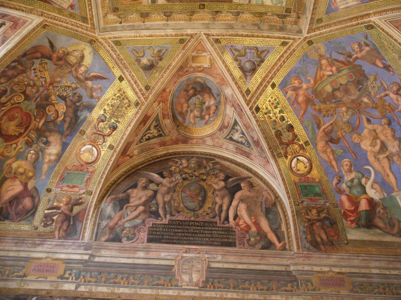 Vatican City: Vatican Museum: ceiling decoration (Sala di Costantino, Hall of Constantine)