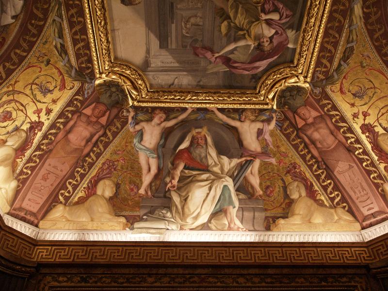 Vatican City: Vatican Museum: ceiling decoration (with Egyptian motif) (near Sistine Chapel)