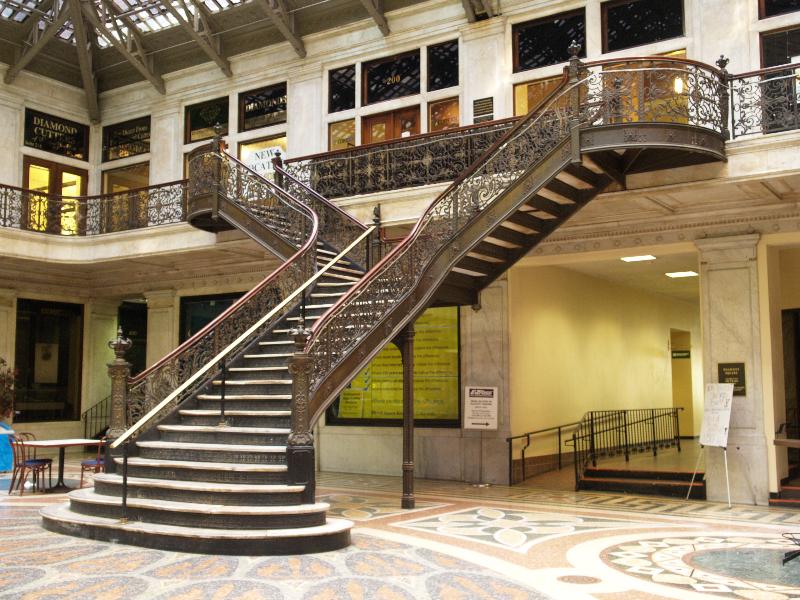 Buffalo, New York (NY): Ellicott Square Building: staircase in courtyard (1895-1896, Daniel H. Burnham and Co., principal architect Charles Atwood)