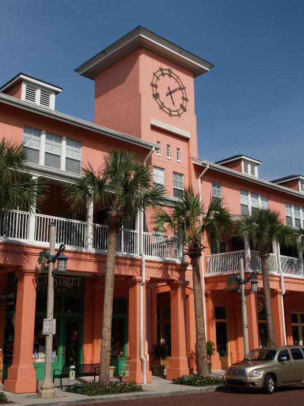 Celebration, Florida (FL): Market Street: shopping arcade