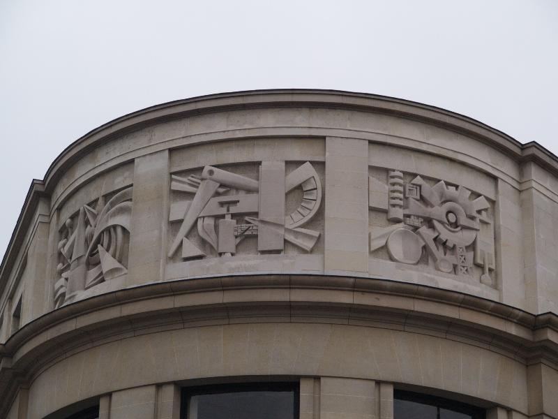 Paris, France: 1 Rue Gaston Boissier: top of facade