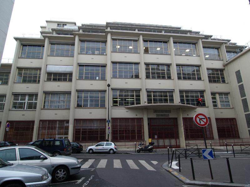 Paris, France: 16-18 Rue des Favorites (was Centre de Cheques Postaux): view (1932-1935, Michel Roux-Spitz)