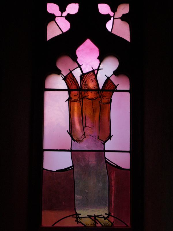 Oundle, England: Oundle School Chapel: angel (2005, Mark Angus)