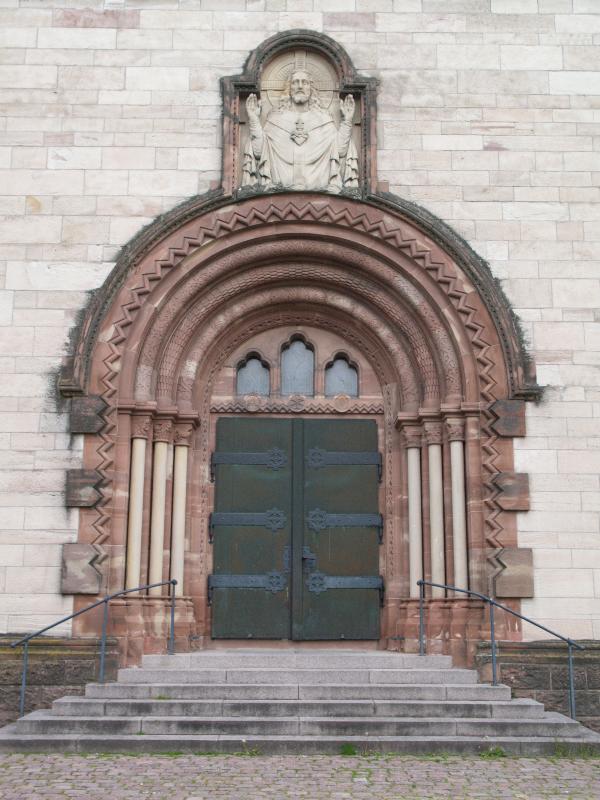 Ettlingen, Germany: Herz-Jesu Kirche: south entrance (1900)