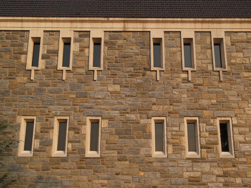 Swarthmore, Pennsylvania (PA): Swarthmore College: McCabe Library, windows (1967, architect Vincent G. Kling and Associates)